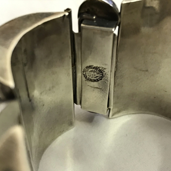 MEXICO Sterling Silver Mask Shadow Box Bracelet - Picture 7 of 9